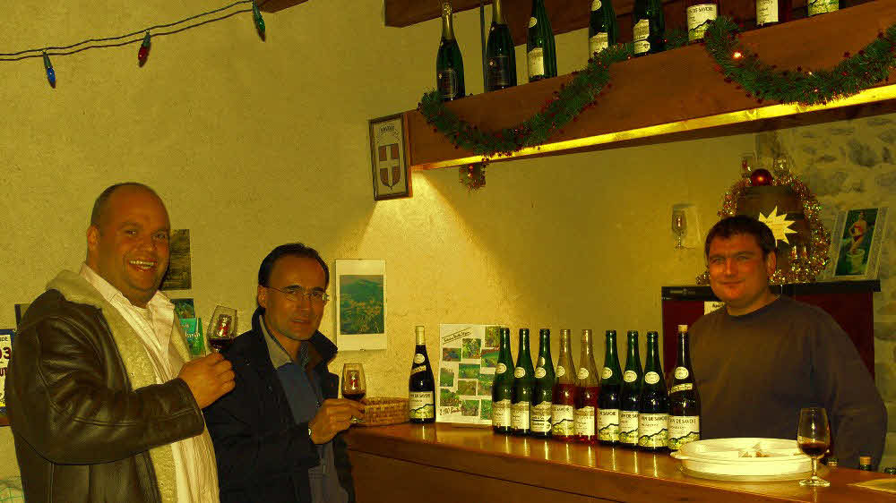 Weinprobe im Keller in de Savoyen